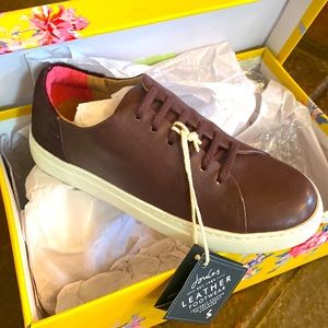 NIB Joules Solena leather sneakers. Burgundy. Size 36.